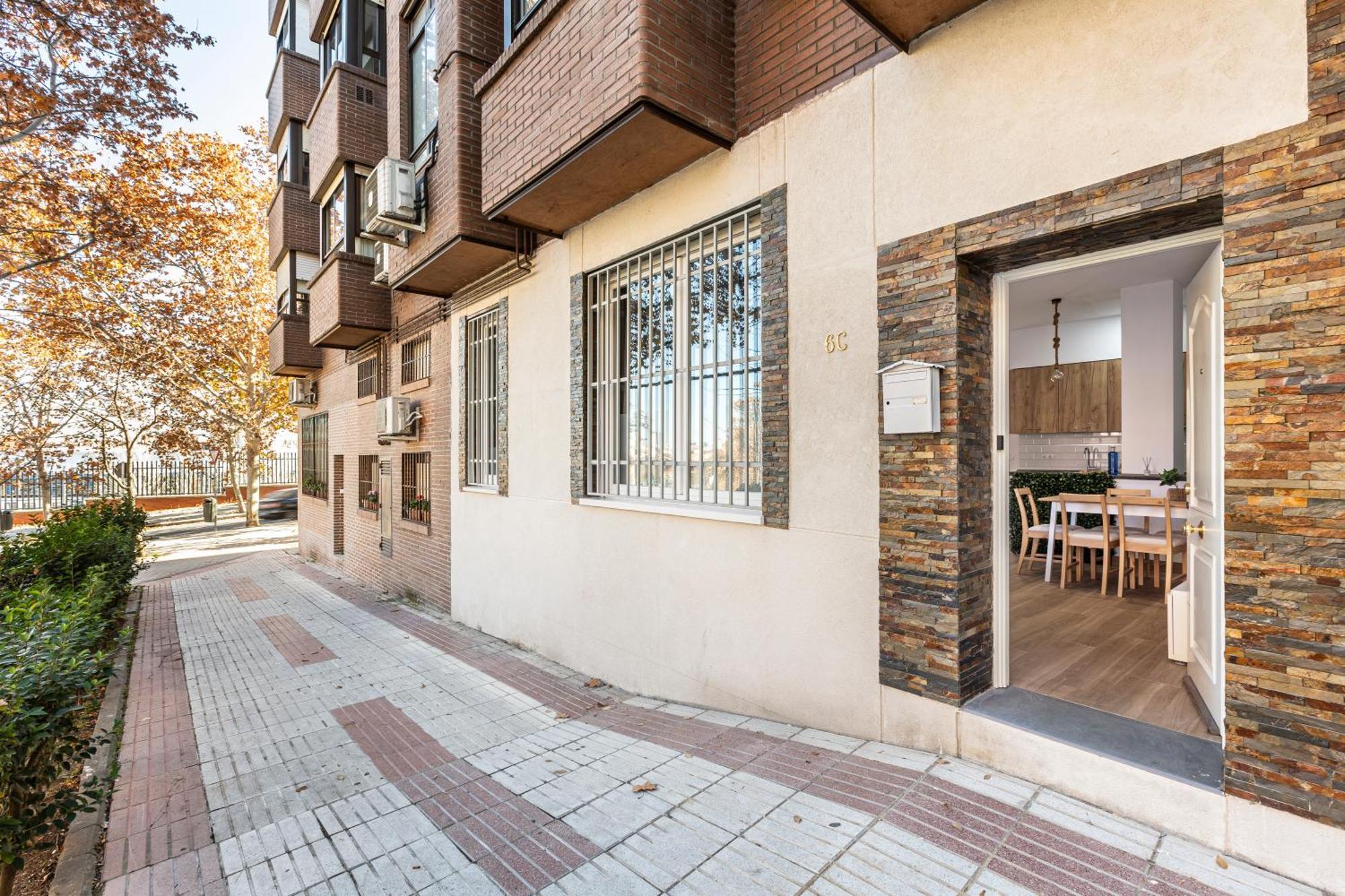 Apartamento A 5 Minutos Del Centro De Madrid 6P, Madrid